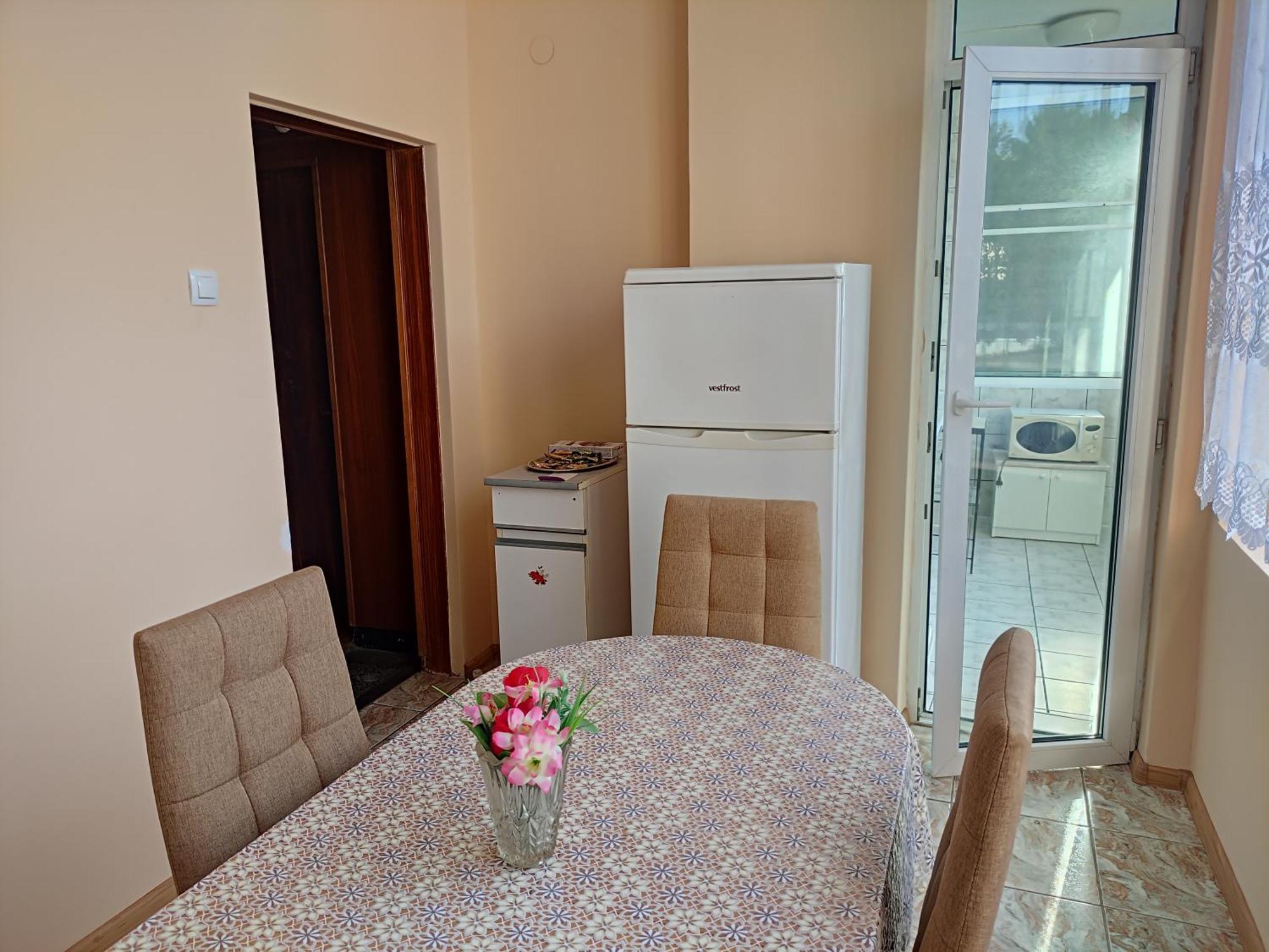 Mercury Guest House 大特尔诺沃 外观 照片